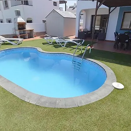 Villa Blue With Private Pool, Bbq, Wifi - Suitable For Families By Holidays *