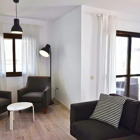 Villa Blue With Private Pool, Bbq, Wifi - Suitable For Families By Holidays *