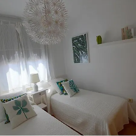 Blue With Private Pool, Bbq, Wifi - Suitable For Families By Holidays * Corralejo